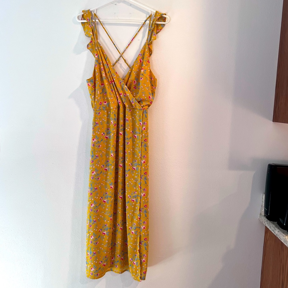 Womens Francesca’s Miami flirty yellow floral dress size large